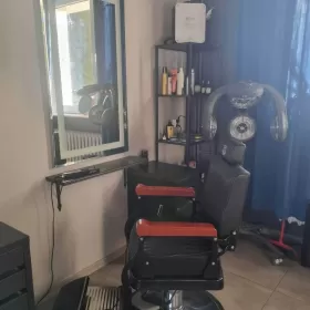 Odstąpię Sprzedam Salon fryzjerski z wyposażeniem Lębork 