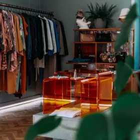 Sprzedam firmę - rentowny butik z polskimi markami + sklep internetowy