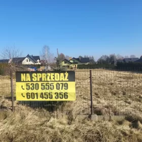 Działka budowlana w Wyrach na sprzedaż
