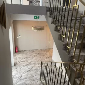 Wynajmę luksusowy lokal usługowy 86 i 70m2 (piętro) Nowy Sącz ul.Prusa
