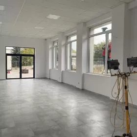 Wynajmę lokal handlowo-usługowy 160m2 Dęblin centrum