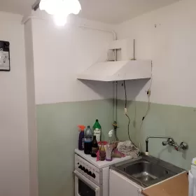 Sprzedam Kawalerkę 27.10 m² na 10 piętrze 