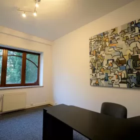 Do wynajęcia lokal biurowy 46 m2 przy ul. Cystersów w Krakowie