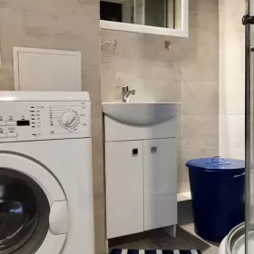 Wynajmę mieszkanie Wrocław przy Wroclavii, 2 osobne pokoje 42m2