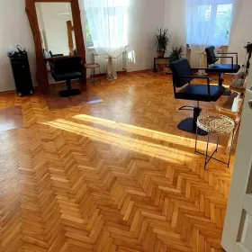 Odstąpie salon fryzjerski Warszawa - Powiśle