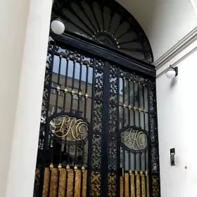 Odstąpie salon fryzjerski Warszawa - Powiśle