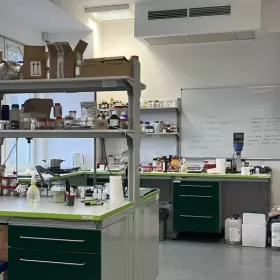 Sprzedam działający biznes ,Laboratorium,produkcja kosmetyczna,formuły