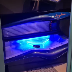 Okazjonalnie Sprzedam dobrze funkcjonujacy i rentowny biznes-Solarium