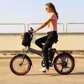Jaki rower kupić i gdzie go szukać? Mocny rower elektryczny do 60 km /h 